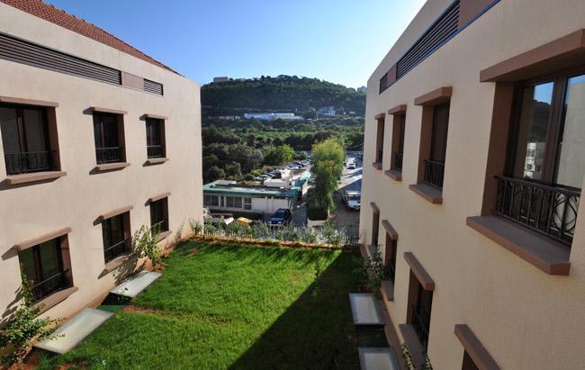 Lagace Hotel Jounieh Bagian luar foto